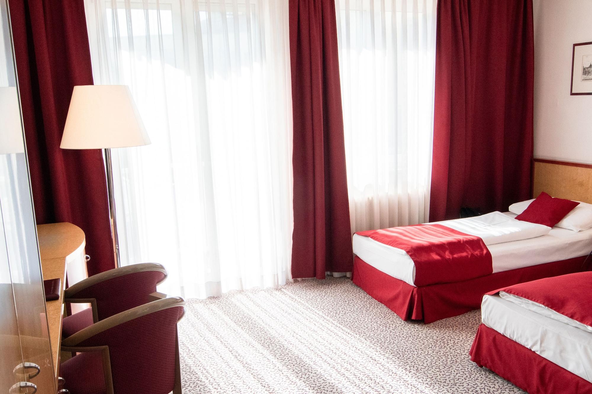 Leomar Hotel Ulm Ngoại thất bức ảnh
