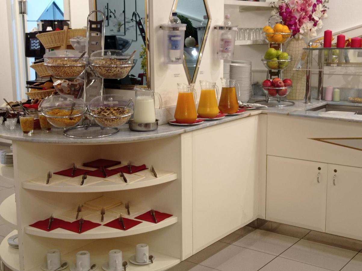 Leomar Hotel Ulm Ngoại thất bức ảnh