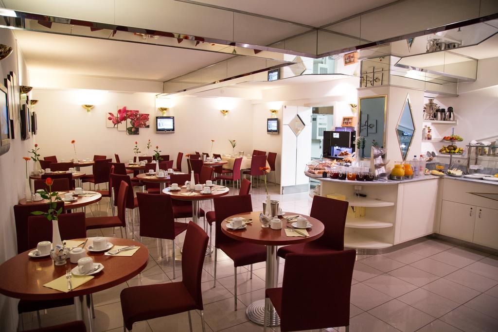 Leomar Hotel Ulm Ngoại thất bức ảnh